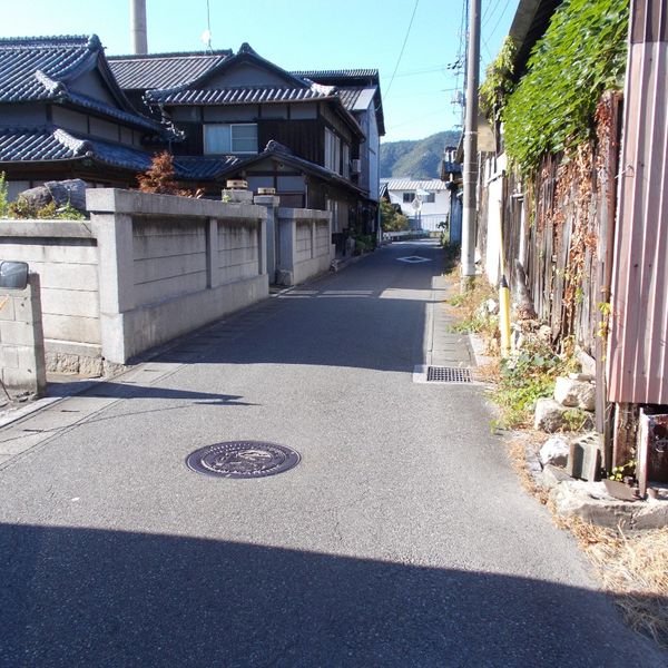 福田地区　道が細いT字路 - おすすめ画像