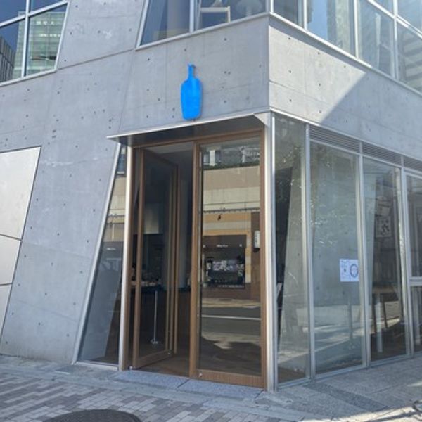 ブルーボトルコーヒー 梅田茶屋町カフェ - トップ画像